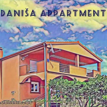 Апартаменты Danisacroatia Масленица Экстерьер фото